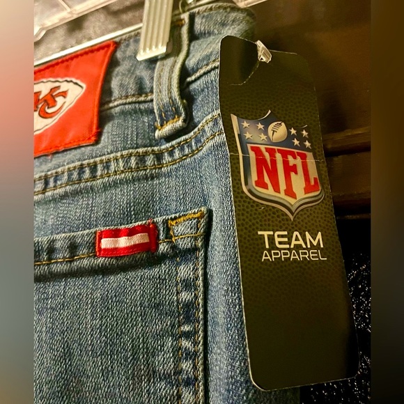 RARE NFL DENIM KC Chiefs Womans Jeans / Pants / Bottoms Kansas City 2 Bootcut - Picture 8 of 11